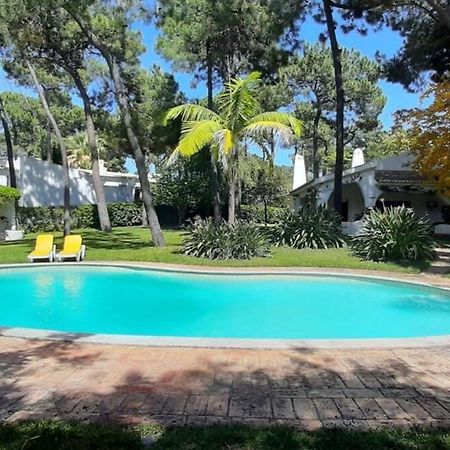 Villa Pinhal- Beautiful Villa Located In Quiet Area Quarteira Exterior foto